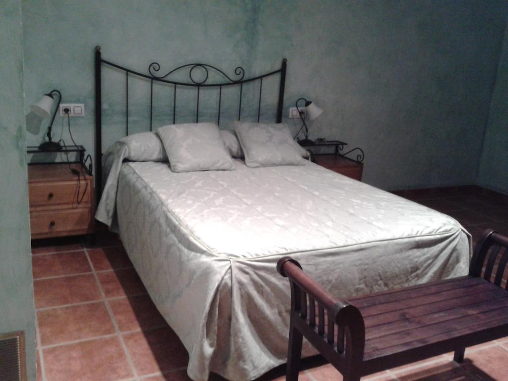 Hostal El Olmo Camarena de la Sierra Rom bilde